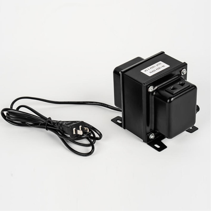 Quomodo transformatores solitudo efficaciter praevenit impedimentum electricae et culpae propagationis per solitudinem physicam?