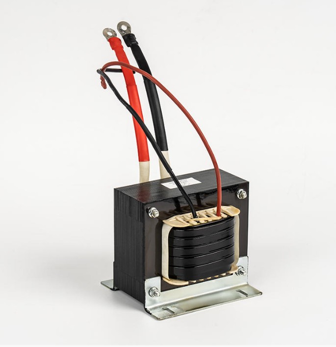 Quae industriae vel armorum sunt inverters transformatores idoneos?